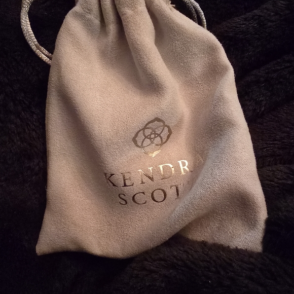 Kendra Scott Silver Tiana Cuff Bracelet Set - Picture 16 of 16